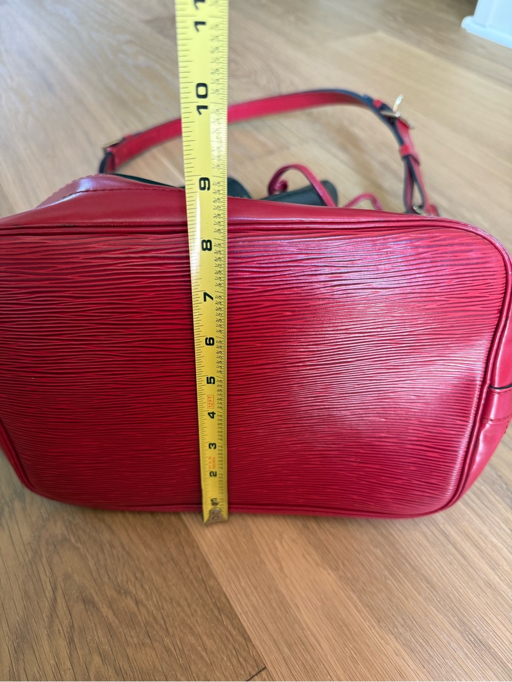 Louis Vuitton Epi Leather Black & Red Noe’ Large Bucket Handbag - Picture 17 of 17